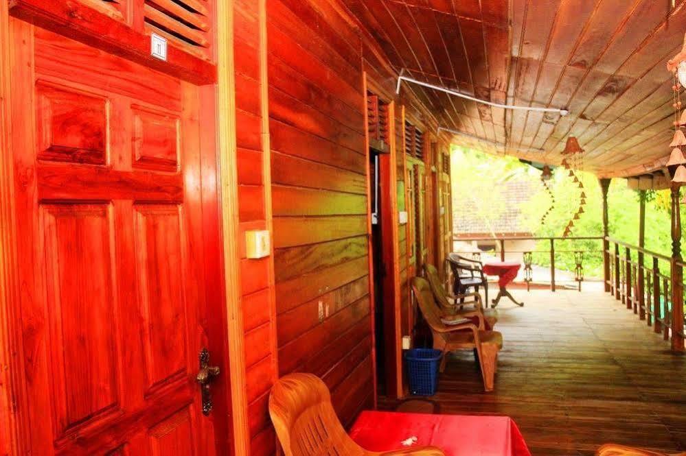 Dinu'S Resort Talaramba Εξωτερικό φωτογραφία